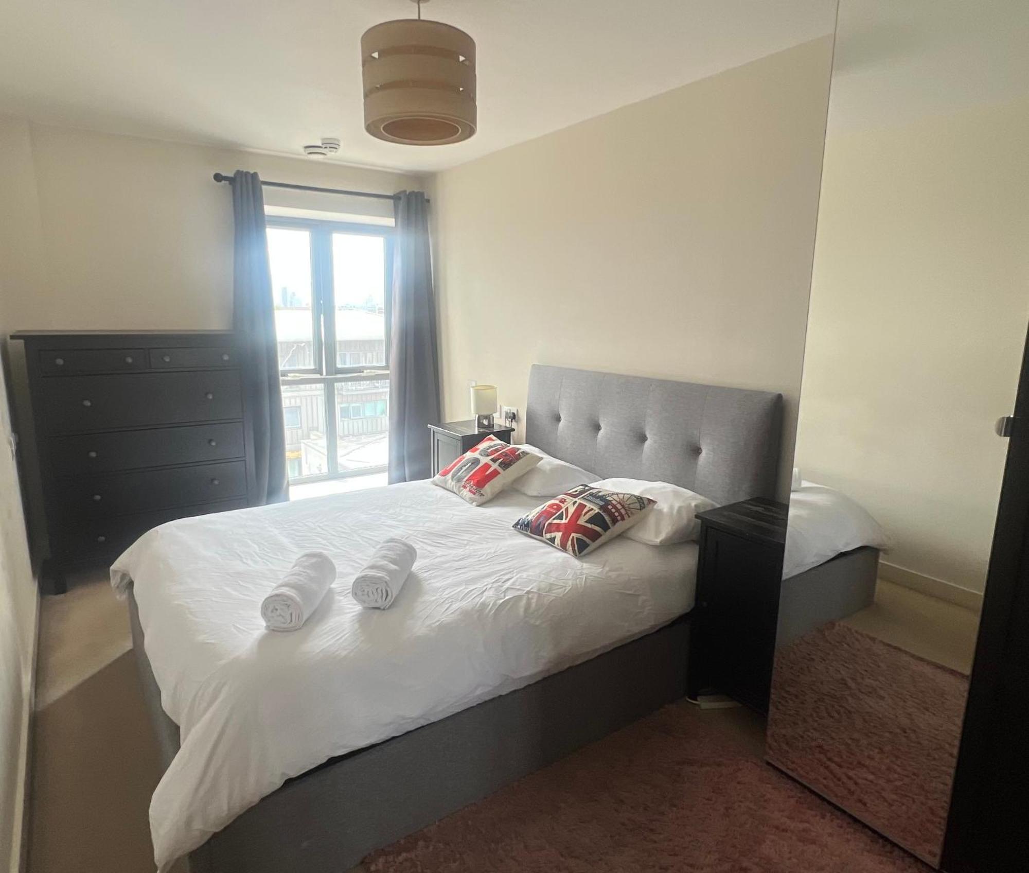 Sunset Heights Bright 2br With Views And Free Parking Apartment *