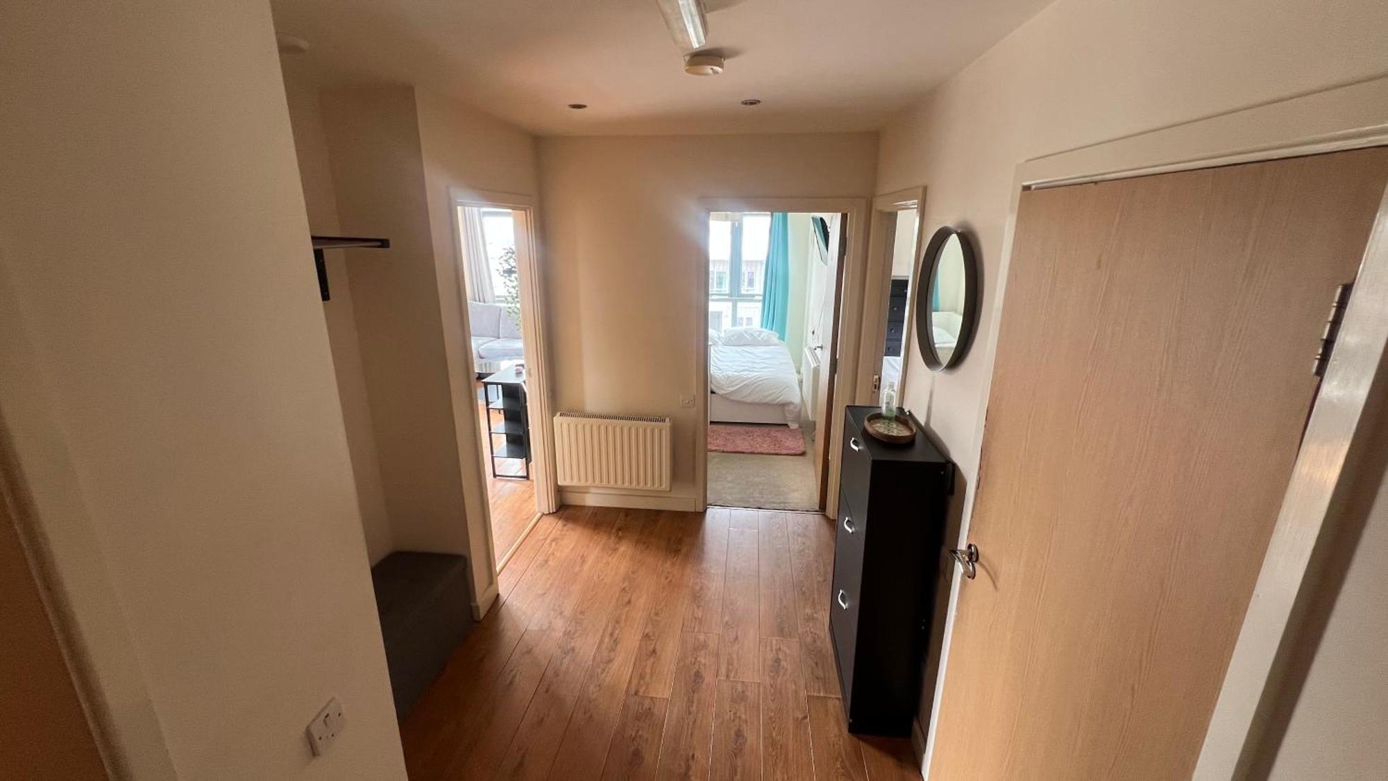Apartment Sunset Heights Bright 2br With Views And Free Parking
